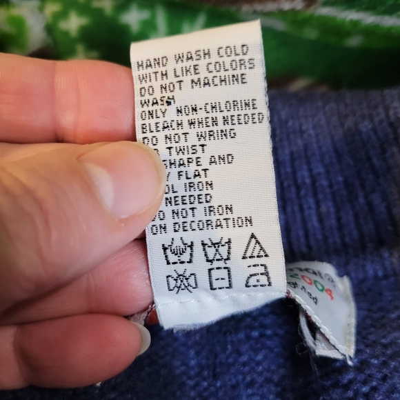 Tiara International Christmas Collection 2004 Reindeer Sweater Size M - Picture 9 of 10